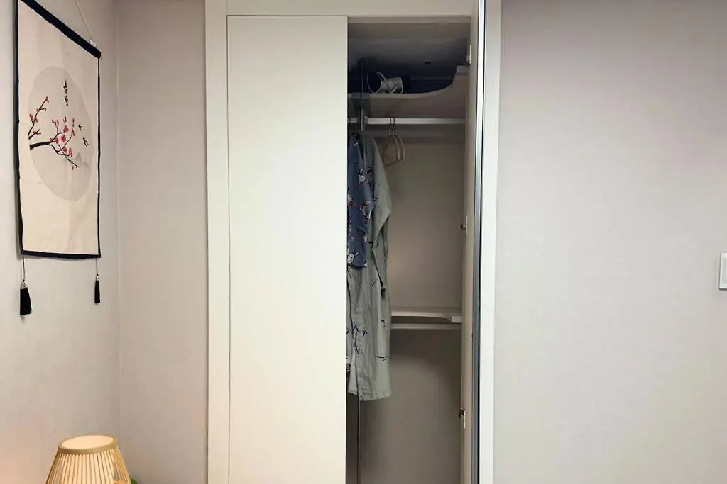 Apartment High-Rise Luxe Loft Seoul Stay